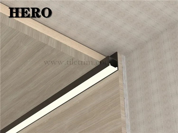 Istruzioni per l'uso di strisce LED in alluminio