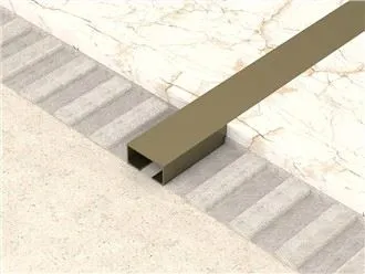 Nastro in ottone spazzolato per piastrelle