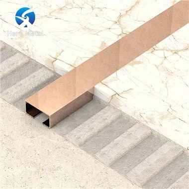Bordo in metallo per piastrelle