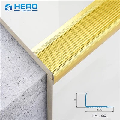 Rivestimento per piastrelle a 90 gradi