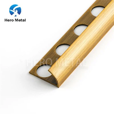 Finiture decorative rotonde in gres porcellanato in ottone