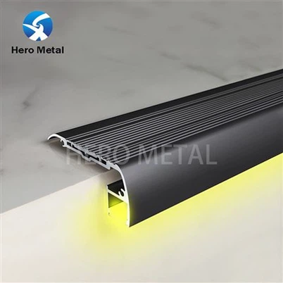 Profilo per gradini a LED