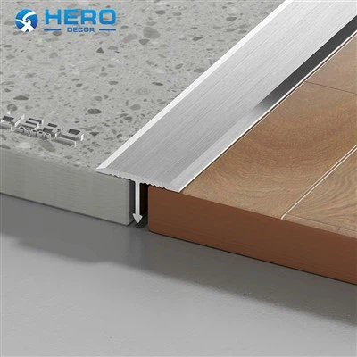 Bordo di rifinitura a T